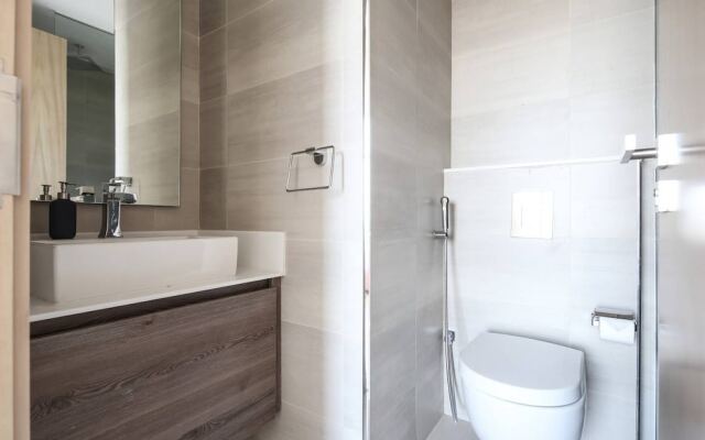 Superior + Luxurious 2BR - Sleeping 7!