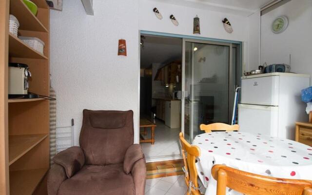 Appartement Balaruc-les-Bains, 1 pièce, 2 personnes - FR-1-553-5