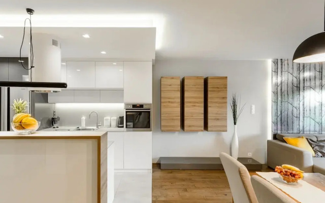 Lumina luxury apartment with 3 terraces