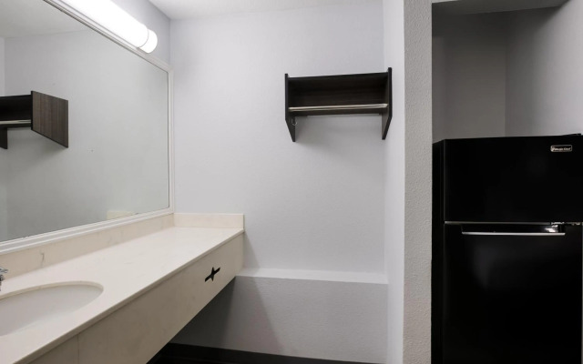 Suburban Studios Hinesville - Fort Stewart Area