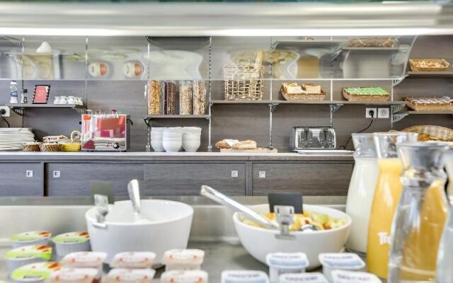 inspiration by balladins Caen Mémorial