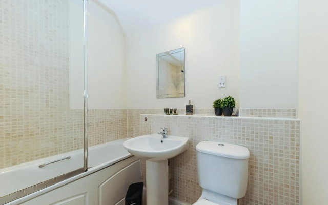 Hunters Wharf River View by Select SA