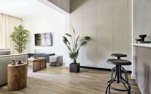 Acro Residence Acropolis by Aura Homes