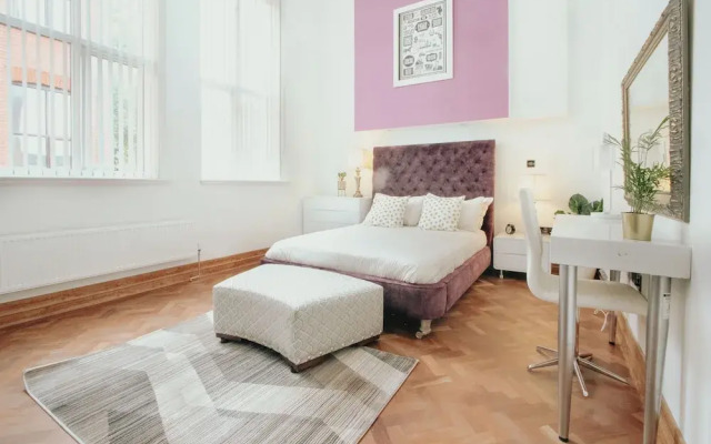 Outstanding Massive Apartment With Character