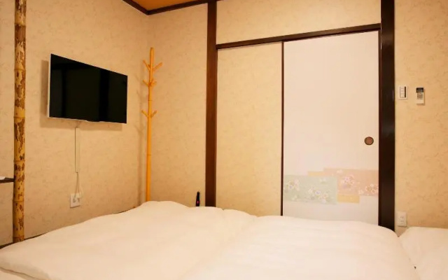 Luxury Home 5 minutes from Nishioji Station   Portable Wifi – Guest Rooms – Kyoto