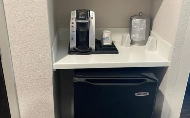 Holiday Inn Express & Suites Albuquerque Historic Old Town by IHG