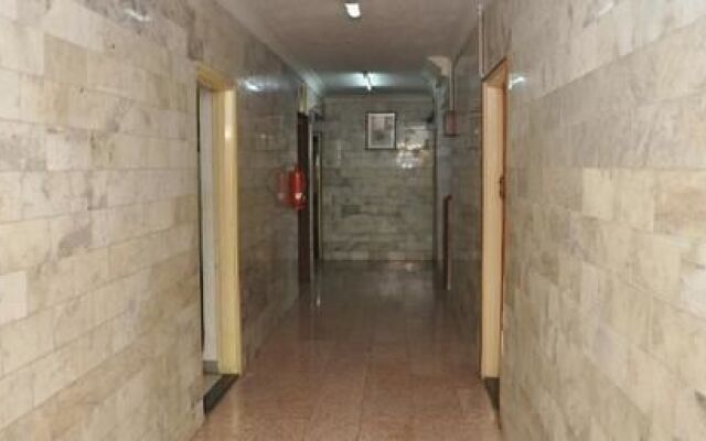 Samraj Hotel