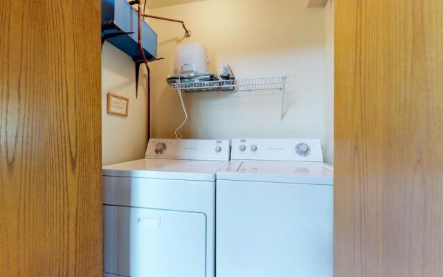 Braidwood Condominium
