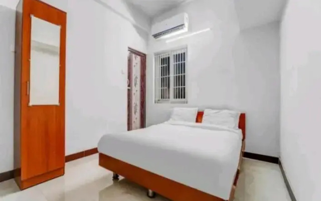 OYO Flagship 70347 Hotel Crown Tower