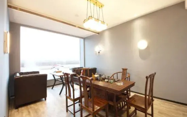 GEM Hotel