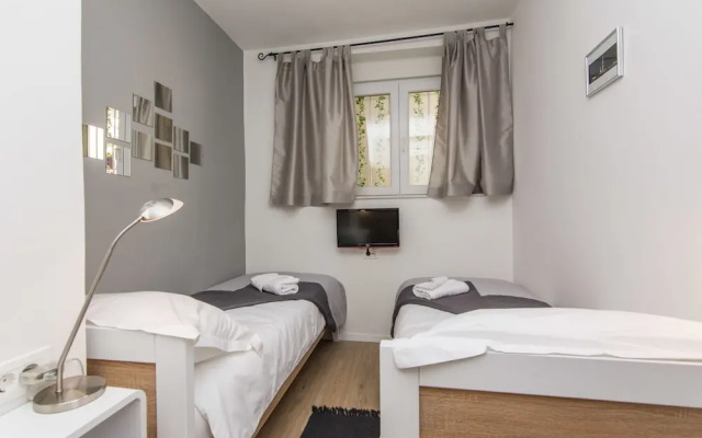 Bell Apartment