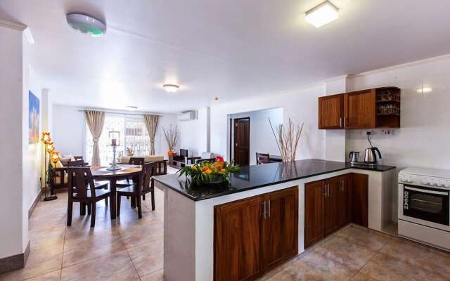 Praslin Holiday Home