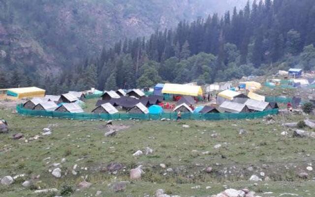 Kheer Ganga Trekking camps