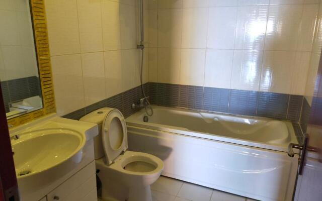 Serenity The View Golden Residence