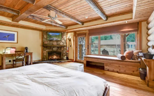Rainbow Ranch Lodge