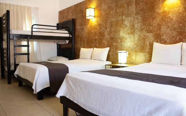 Tukan Hotel Playa del Carmen