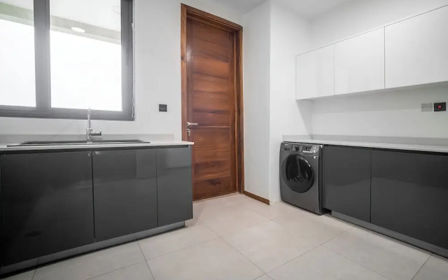 Alexander Palace Hotel Apartment