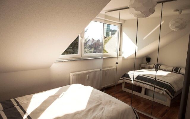 Deluxe City Apartment