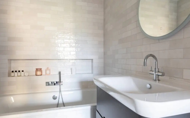 Oakley Street VII by Onefinestay