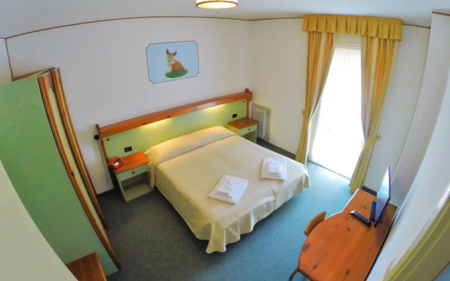 Hotel Sayonara