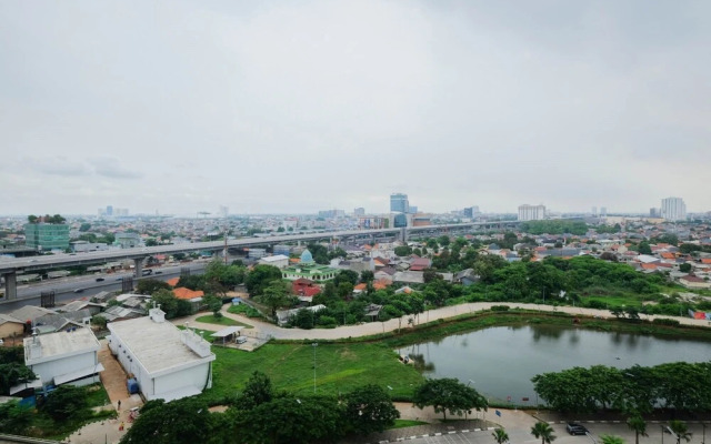 Minimalist and Stylish 1BR Grand Kamala Lagoon Apartment