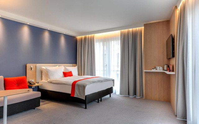 Holiday Inn Express Berlin - Alexanderplatz by IHG