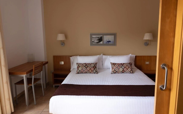 Hotel NM Suites by Escampa Hotels