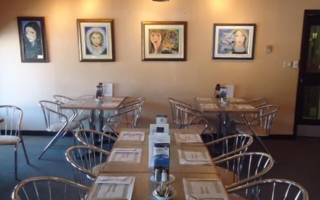 Hotel - Motel Restaurant Coronet