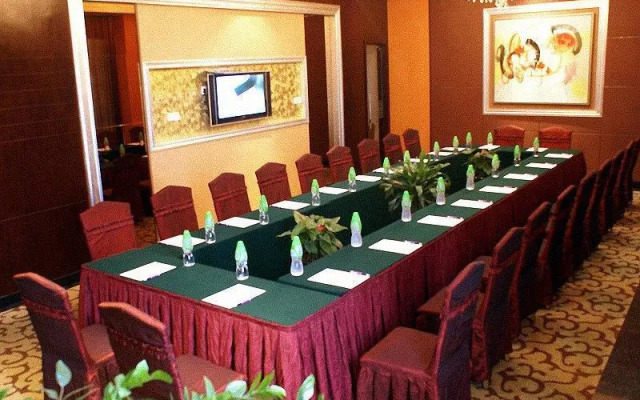 Dongguan Haixia Hotel