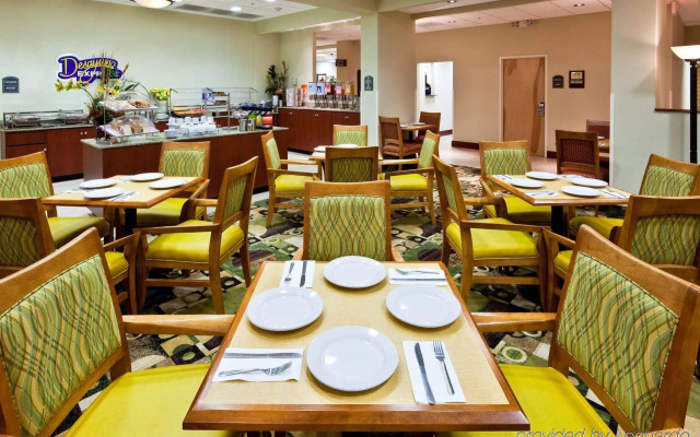 Holiday Inn Express & Suites Monterrey Aeropuerto by IHG