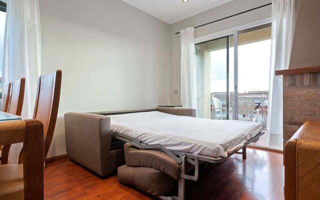 Picturesque Holiday Home in L'estartit With Swimming Pool