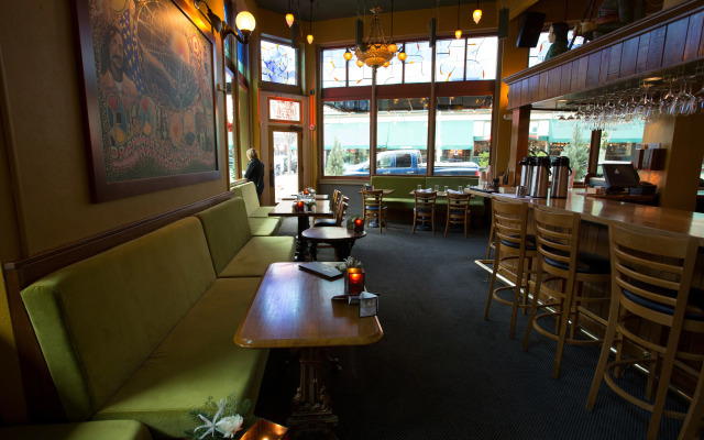 McMenamins Crystal Hotel