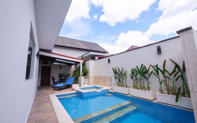 New Open 3Bedroom Ocean Blue Villas 2