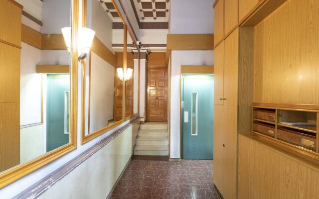 AB Casanova Apartment