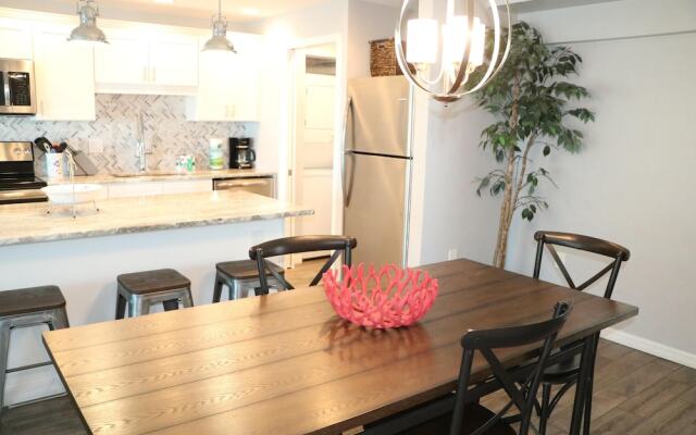 Jamaica Royale - T53 - 2 Br Condo