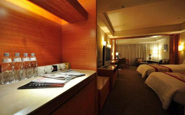 Banqiao Forward Hotel