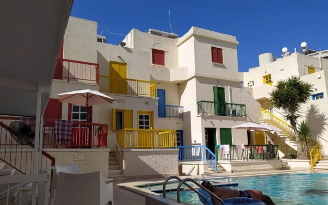 Sea 'n Lake View Hotel Apartments