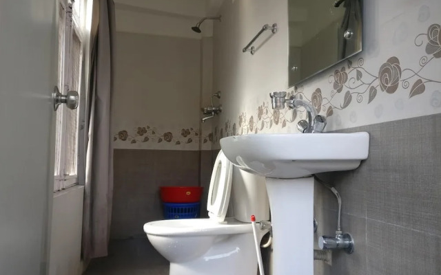 Sun Apartment & Guest House