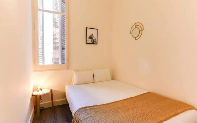 Stylish 2 Bdr apartment in Trendy Gracia