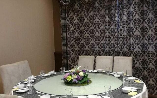 Kelly Business Hotel