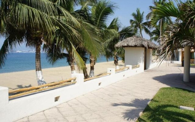 Coral Pacifico Hotel & Villas