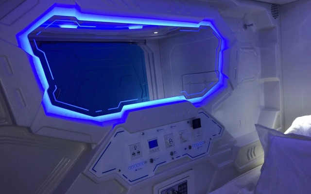 Capsule Inn