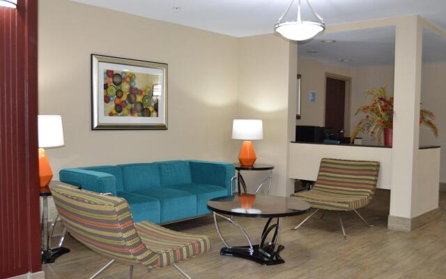 Holiday Inn Express Hotel & Suites Gainesville by IHG