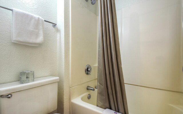Motel 6 Los Angeles - Hacienda Heights