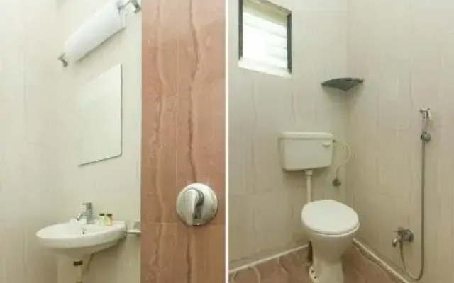 Hotel Shree Raj by OYO Rooms