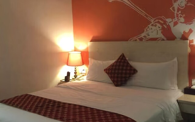 Royal Marina Hotel