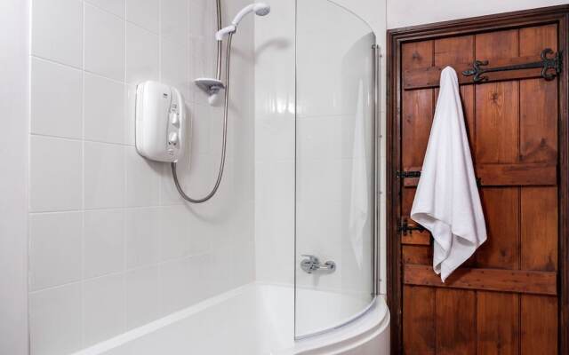 A Lovely old Stone Barn Between Talgarth and Crickhowell