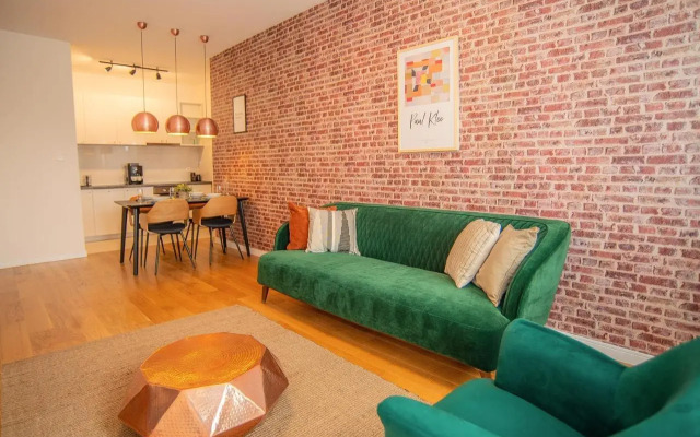 Wonderful Apartment near City Mall