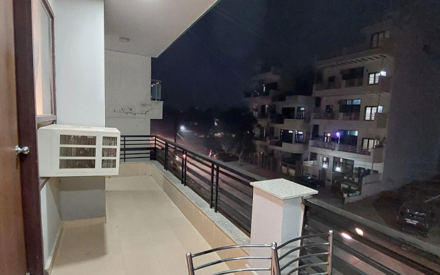 The Lodgers Two BHK serviced Apartment