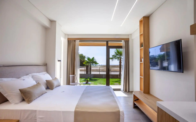 Aliston Deluxe Living - Adults Only